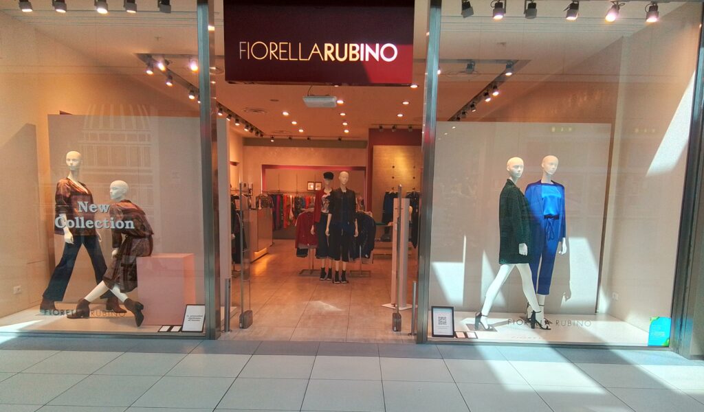 Fiorella sales rubino abbigliamento